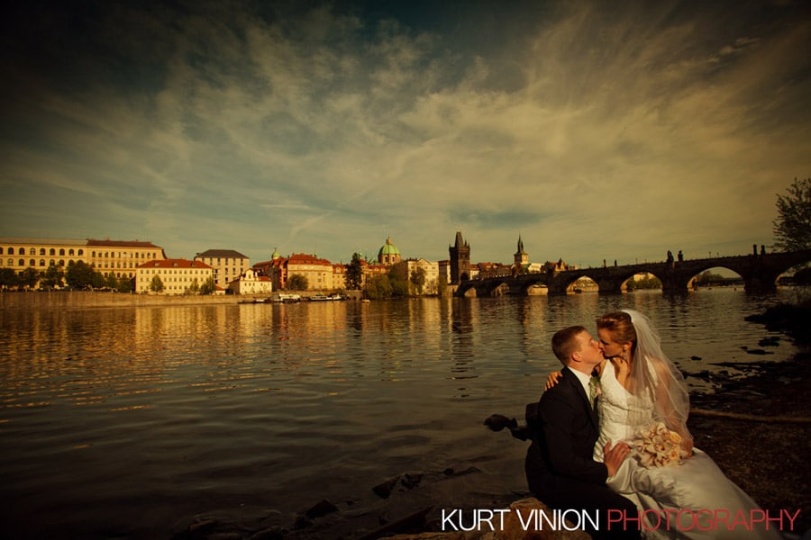 Prague weddings: Polina & Josh wedding day photography near the Charles Bridge