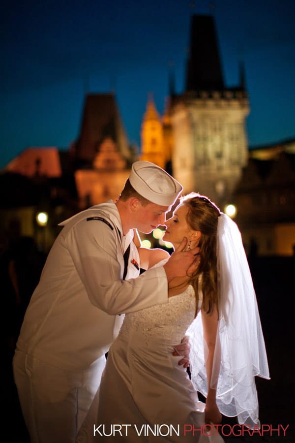 Prague weddings: Polina & Josh romantic Charles Bridge wedding portraits
