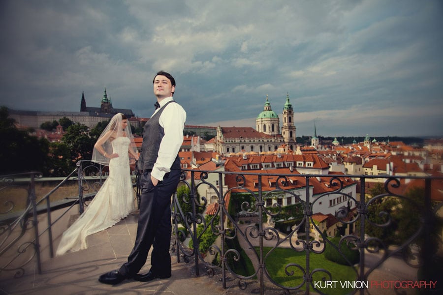 Prague weddings / Jennifer & Shad Vrtbovska Garden wedding / wedding portraits