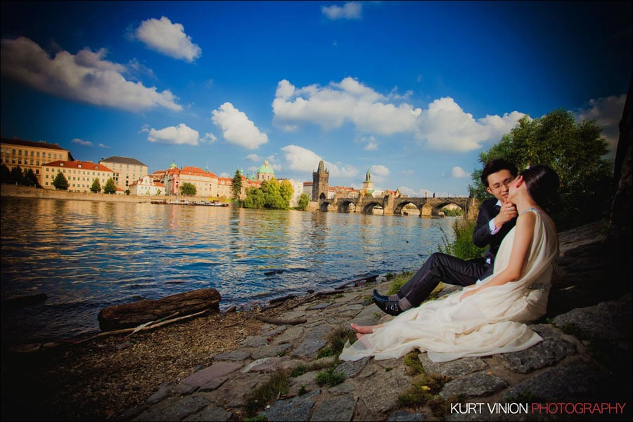 Prague pre wedding: Janice & Joel portrait session near the Charles Bridge
