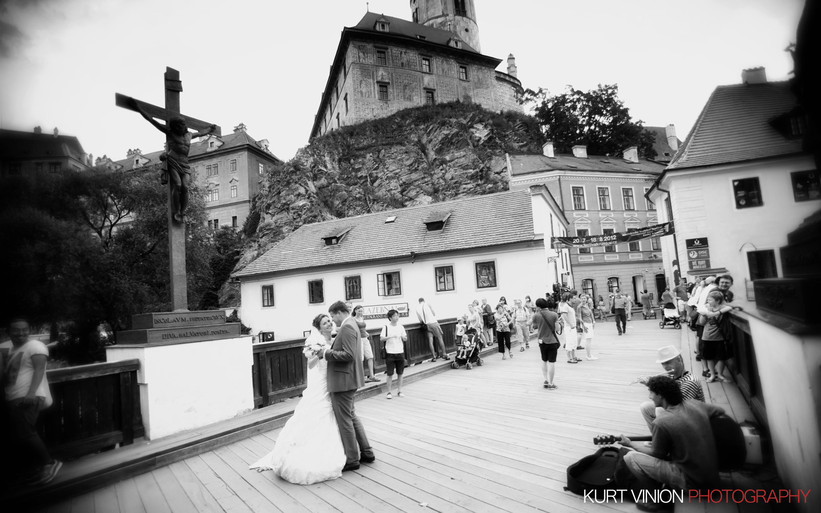 Hluboka nad Vltavou Castle wedding with Katya & Martina