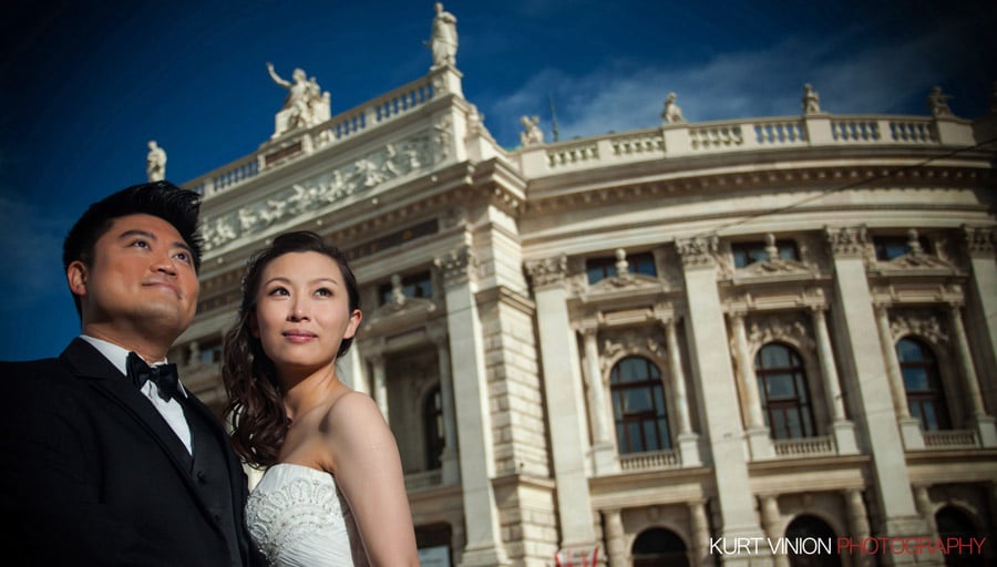 Vienna Pre-Wedding Photographer / Mavis & Henry portraits in the center of Vienna