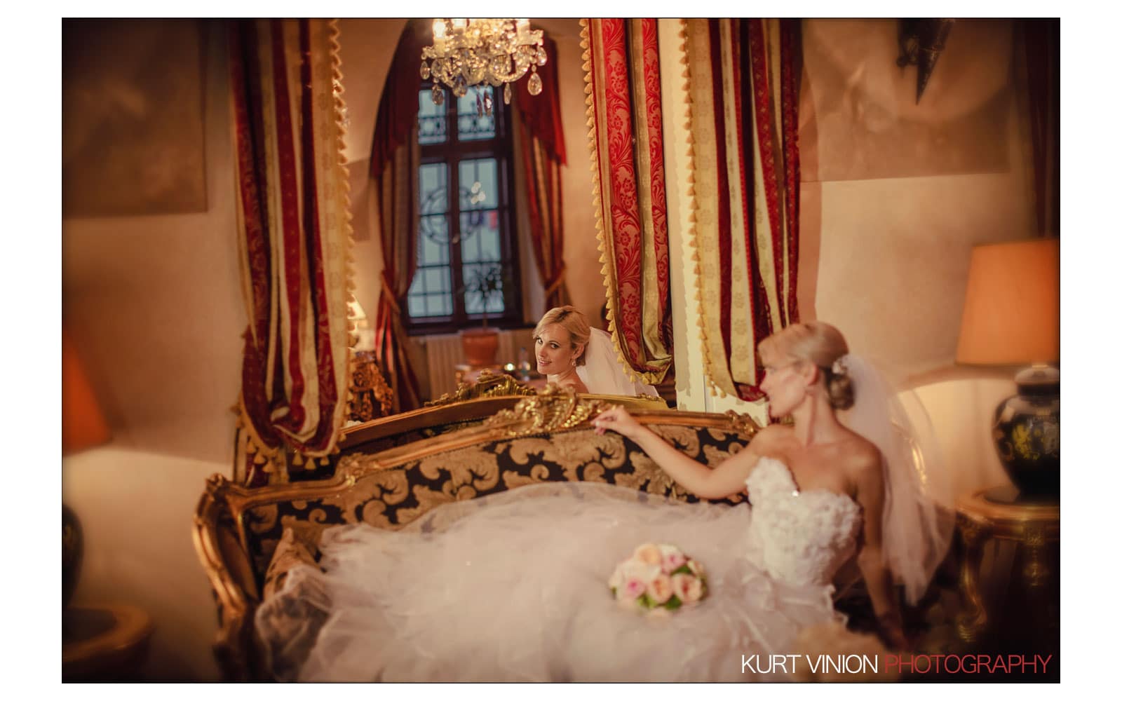 Prague Clementinum wedding / Jess + James - bridal portraits at the Alchymist