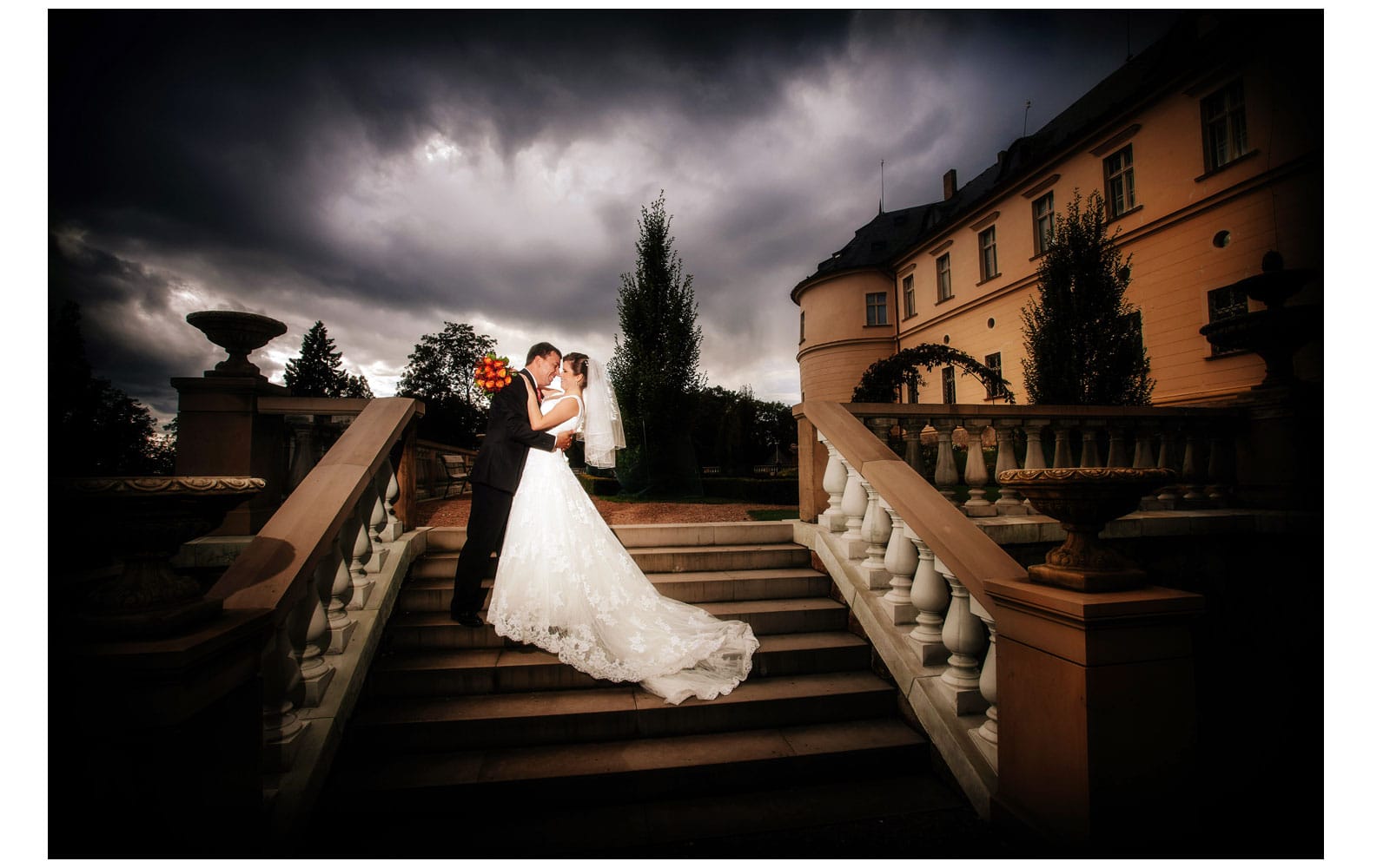 Castle Zbiroh Wedding / Paola & Alexei / wedding portraits