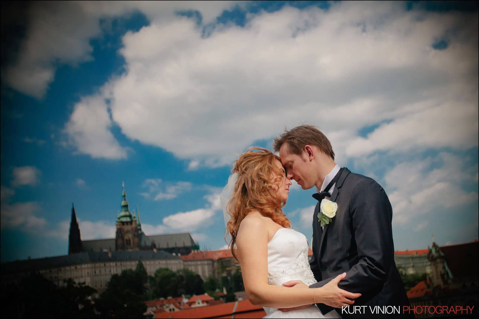 Elopement wedding Prague / Vrtbovska Garden / Polya & Dirk wedding portraits at Vrtba