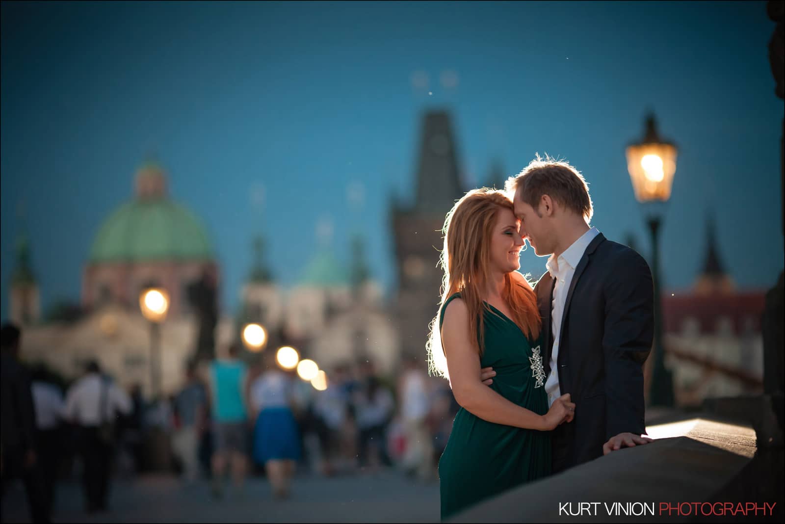 Elopement wedding Prague / Polya & Dirk wedding romantic portraits atop the Charles Bridge