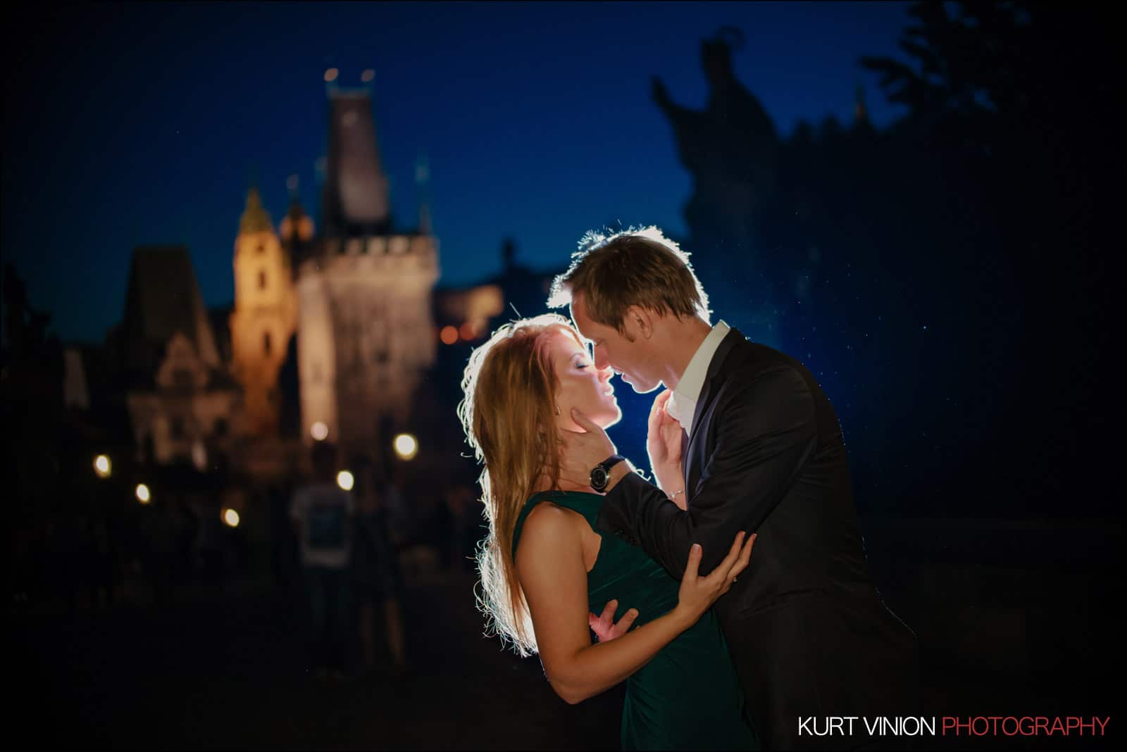 Elopement wedding Prague / Polya & Dirk wedding romantic portraits atop the Charles Bridge