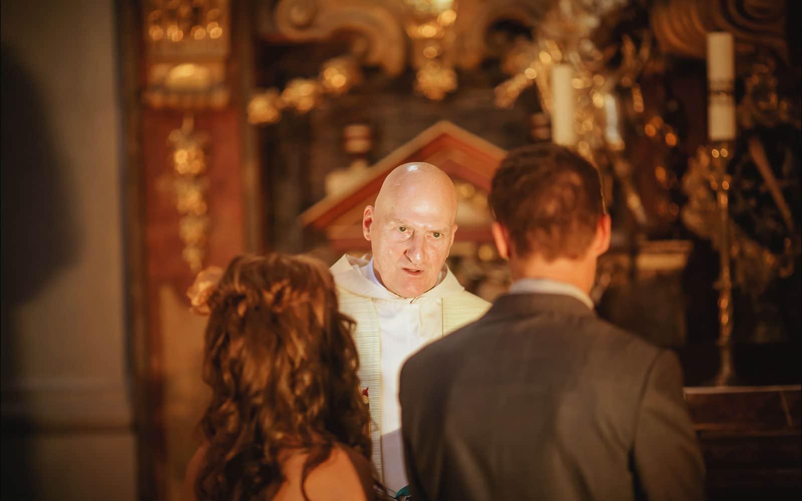 Prague wedding photographers / St. Thomas Church / R&B wedding photographs