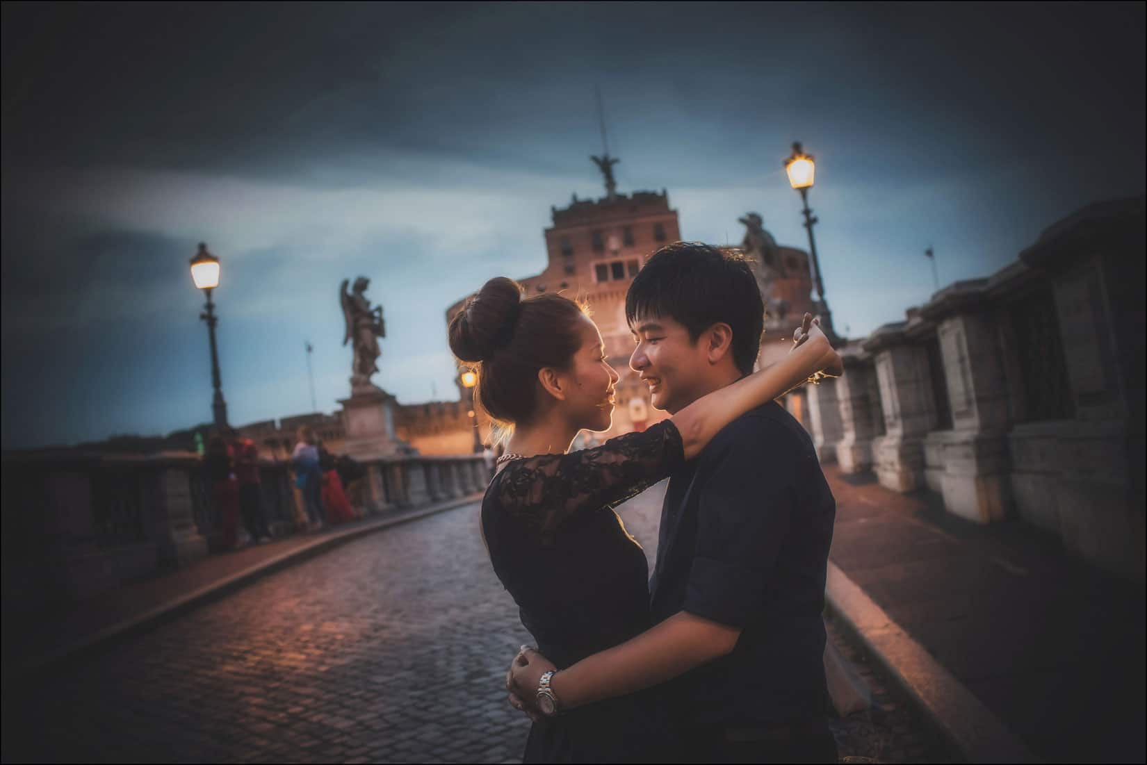 Rome pre wedding photographers / Hanna & Mark / portrait session at the Castel Sant' Angelo