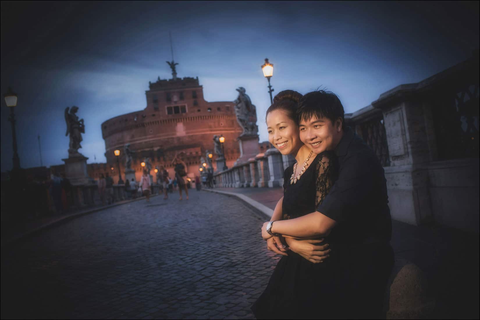 Rome pre wedding photographers / Hanna & Mark / portrait session at the Castel Sant' Angelo