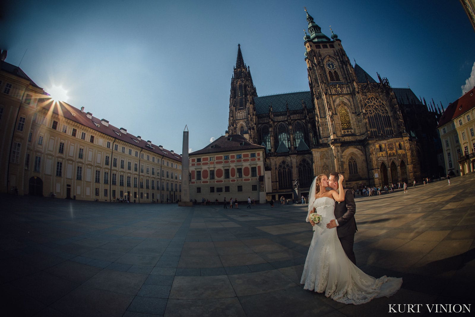 Castle Konopiste wedding / Oksana & Vladislav wedding day photography at Prague Castle