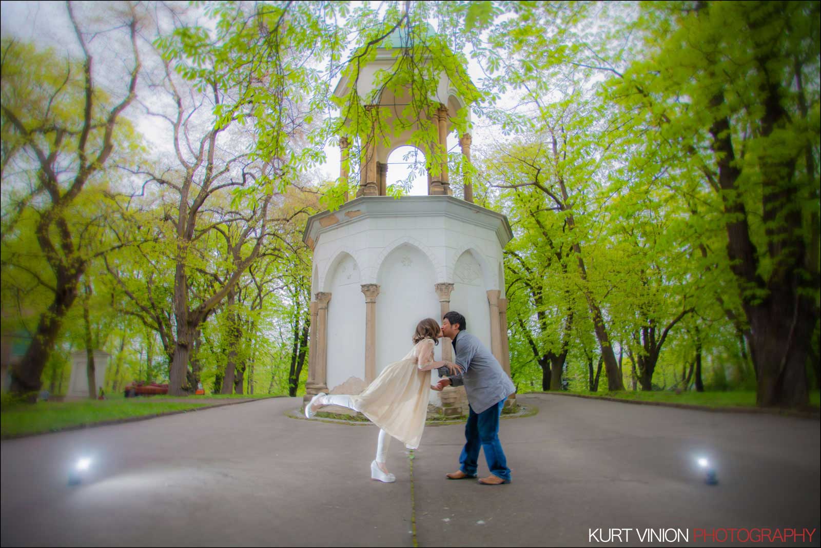 Prague pre wedding / Shirley & Green / photography at Petrin hill