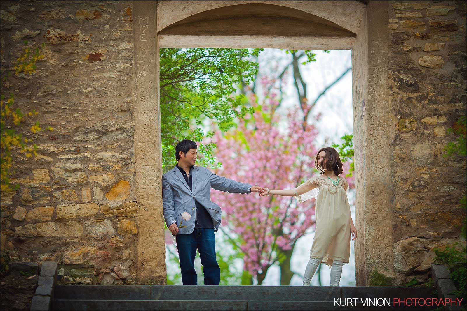 Prague pre wedding / Shirley & Green / photography at Petrin hill