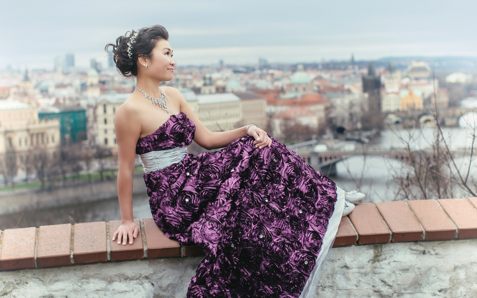 Prague pre weddings / Schee & Mr. Chan / portrait session in Prague