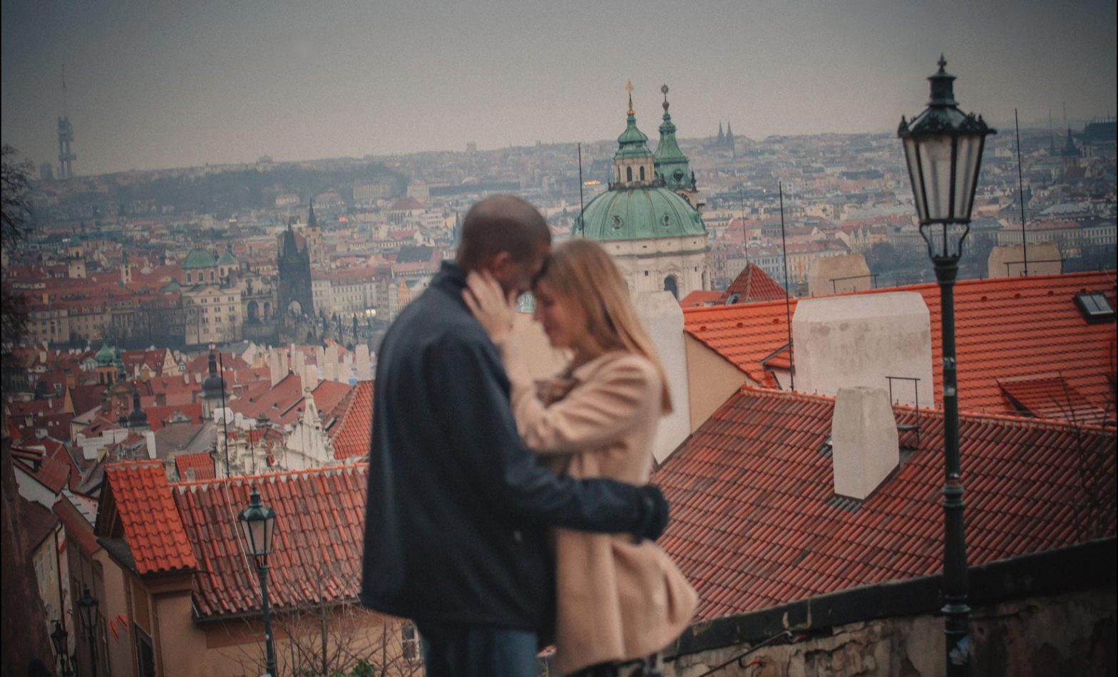 Prague marriage proposal Jennifer & Frank / St. Vitus belltower