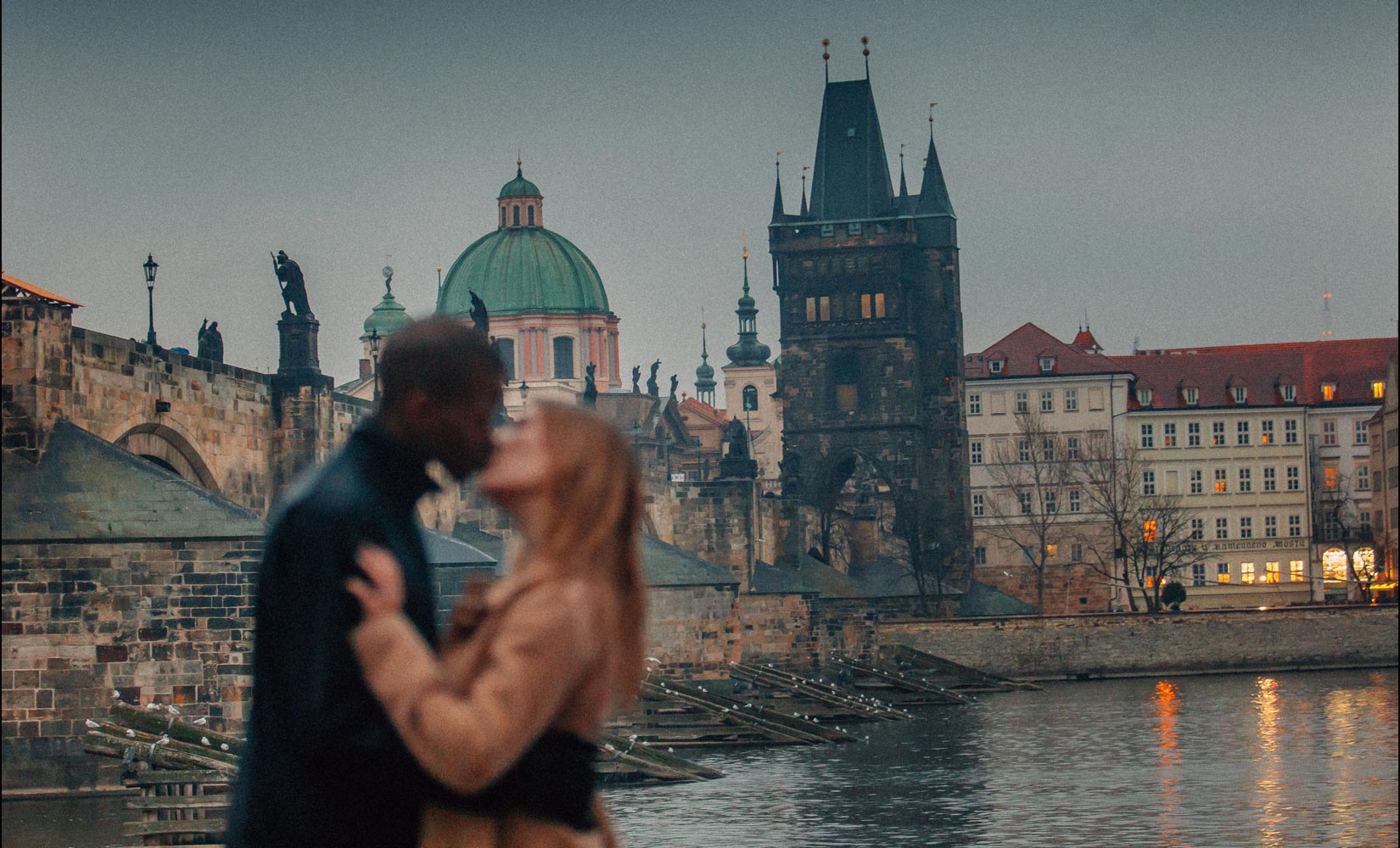 Prague Castle marriage proposal / J & F / portrait session