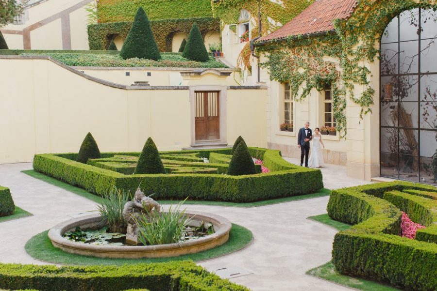 Prague weddings / J&J Wedding ceremony at the Vrtba Garden / captured by American photographer Kurt Vinion