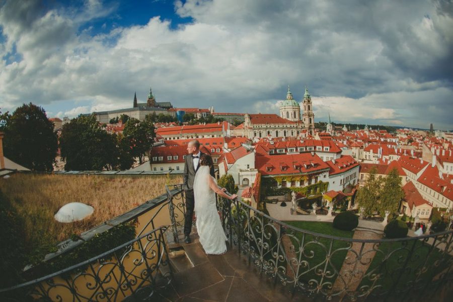 destination weddings Prague / J&J wedding photos from Vrtba Garden / captured by American photographer Kurt Vinion