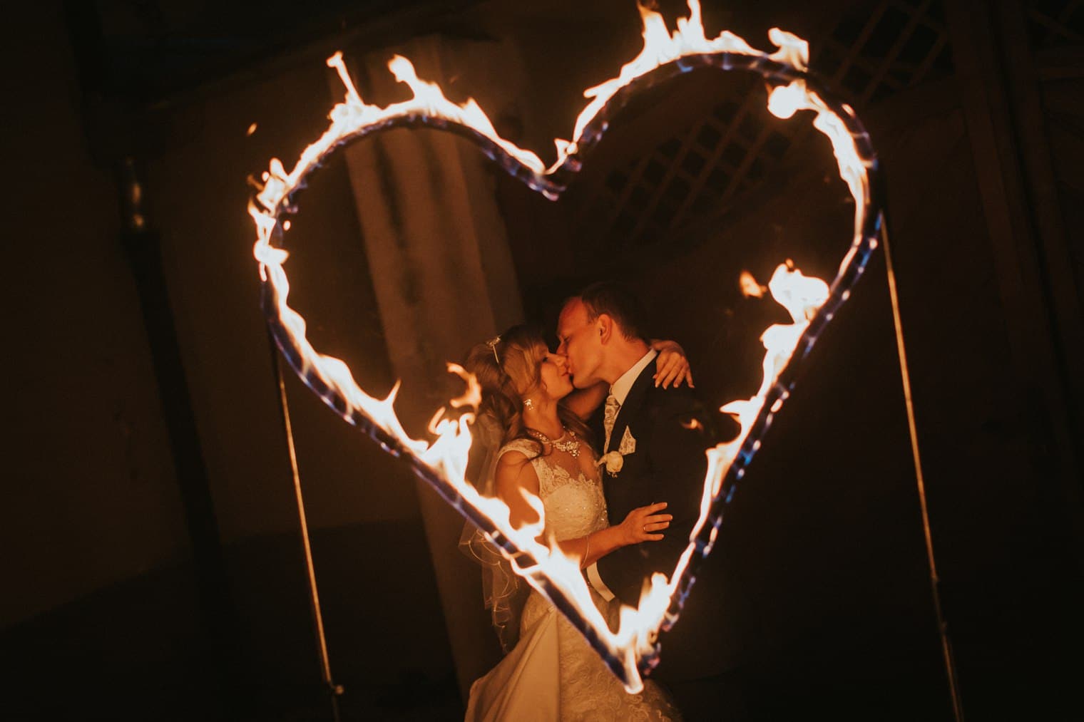 K+M (UK) Vrtba Garden wedding