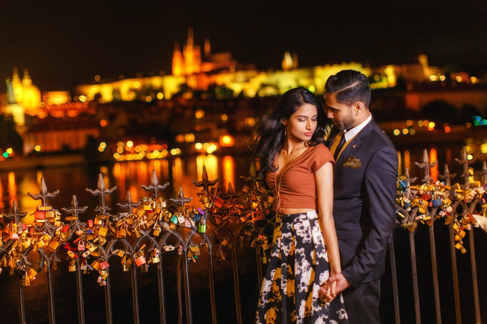 Pereen & Jay secret marriage proposal & E-Session in Prague!